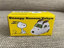 Snoopy Museum Tokyo Limited Mini Car Peanuts Rare Tomica Takara Tomy