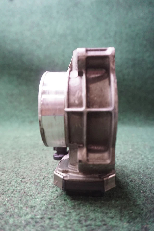 Chevrolet Camaro 2014 3,6 L carrocería del acelerador fabricante original 12632172BA 31.947 millas Foto 2 de 4