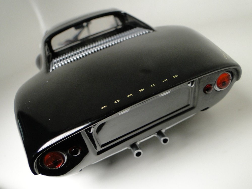 Porsche Race Car1:18Le Mans Racing Custom Built24Metal Body12Model Carousel BLAK