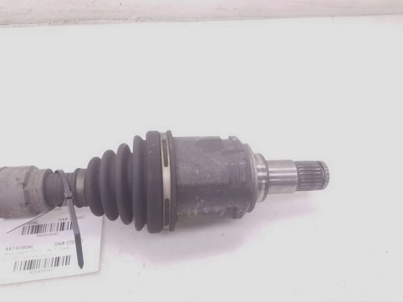 05-10 SCION TC TRACCIÓN DELANTERA EN EL LADO DEL CONDUCTOR EJE DELANTERO MONTAJE  Foto 4 de 4