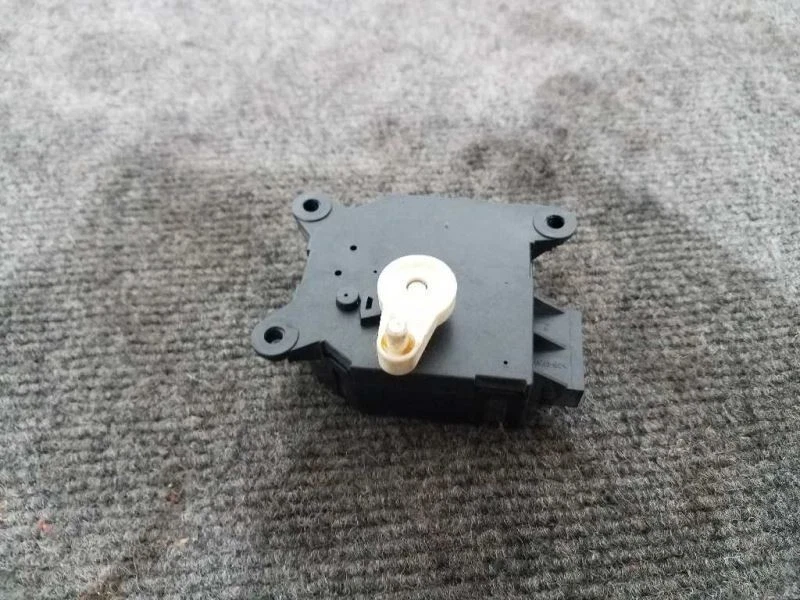 Subaru Impreza STi calefactor / servomotor climatizado 2008-11 Foto 3 de 4