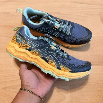 Asics Fujitrabuco Lyte Womens Running Trainers 1012A599 Sneakers Shoes  9