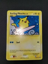 Pokemon Karte Surfing Pikachu 114/111 Aufstieg der Rivalen Holo Englisch