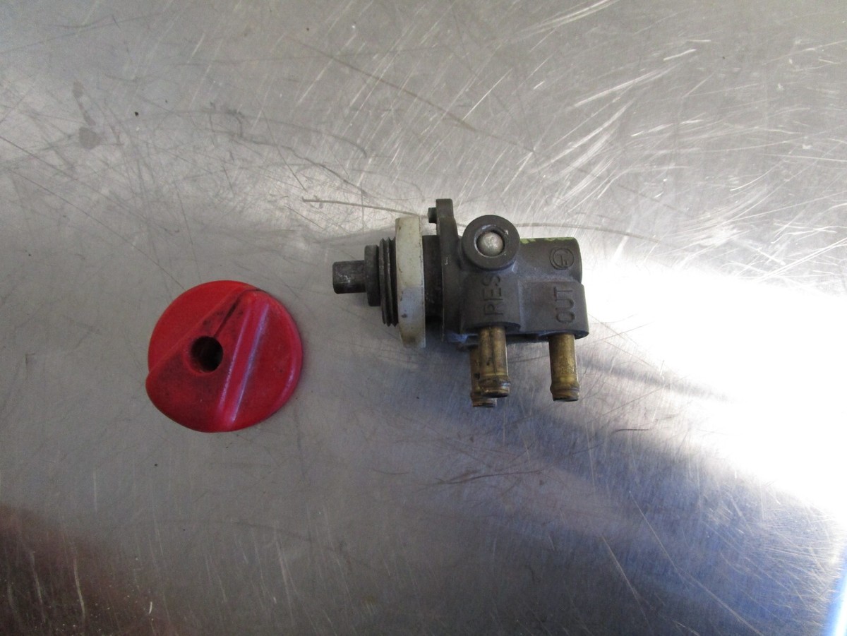 98 YAMAHA GP 800 FUEL VALVE ON OFF SWITCH 65U-24500-01-00 | eBay
