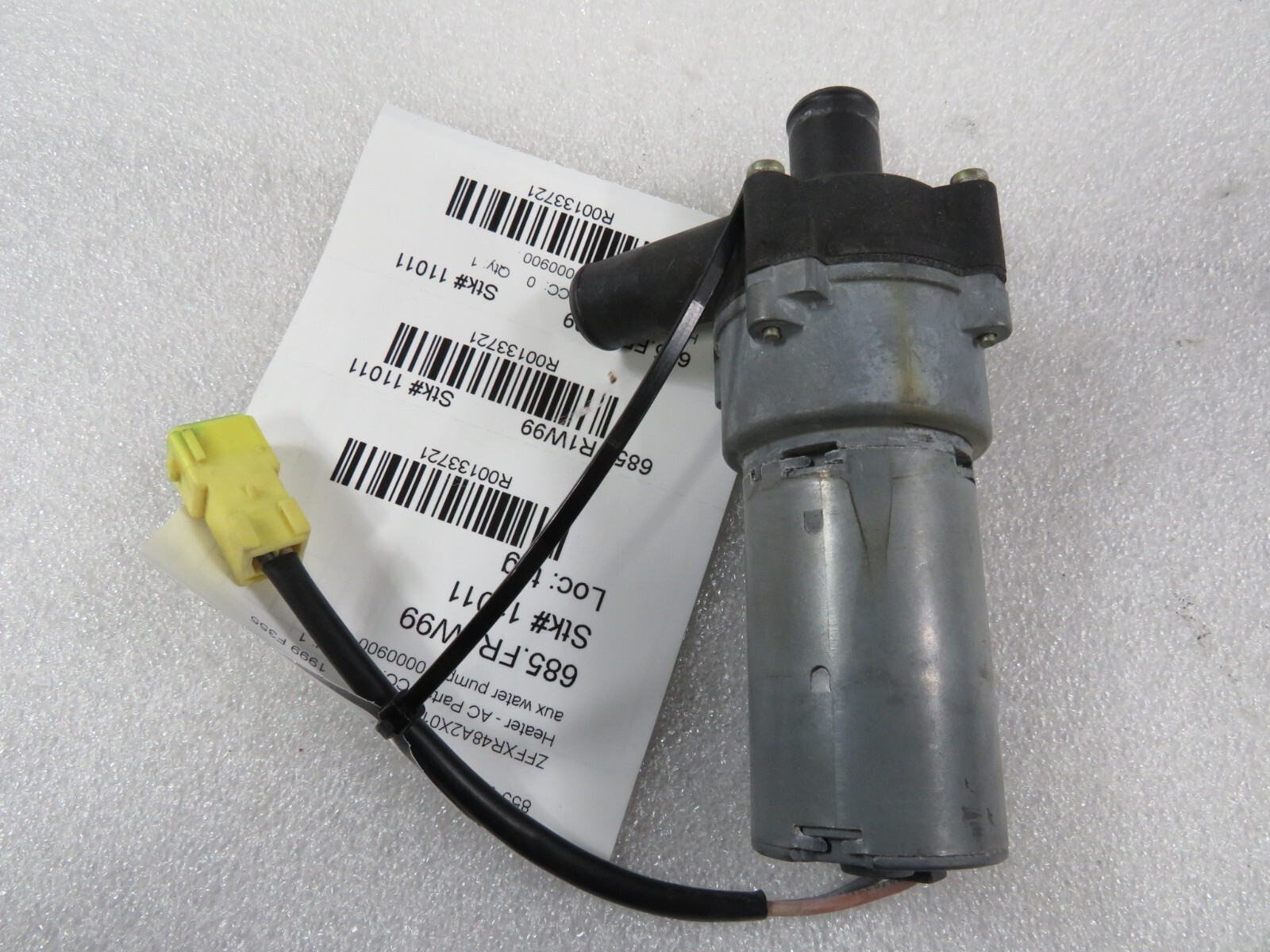 Ferrari F355, 348, 456, 550, Auxiliary Water Pump, Used, P/N 70000900