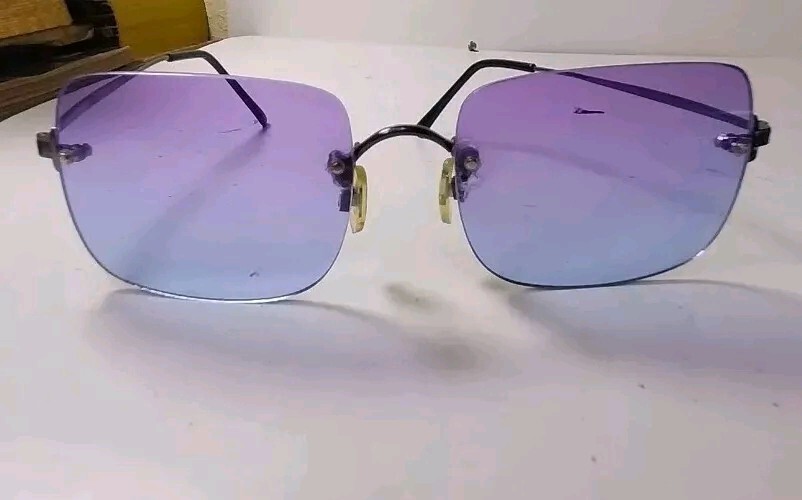 NINE WEST Rimless Rectangular Gradient Sunglasses… - image 6