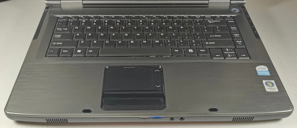 Gateway MA7 MT6705 Intel Pentium T2060 1.6GHz/2GB RAM/320GB HDD/15.4" Win Vista Foto 3 de 4