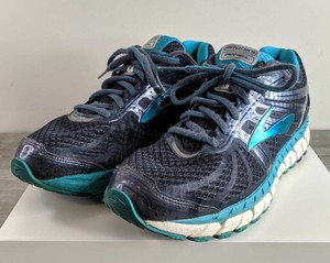brooks ariel 16 size 10