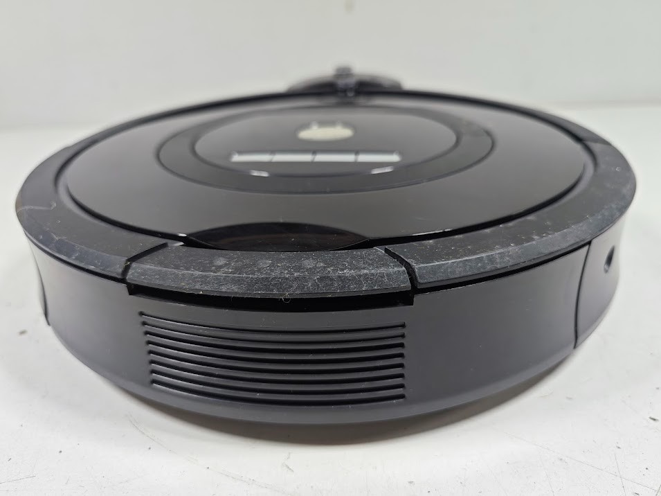 iRobot Roomba 770 Robot Vacuum Cleaner - Not Working, For Parts or