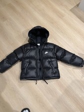 Nike Therma-FIT Steppjacke mit Kapuze Reißve...