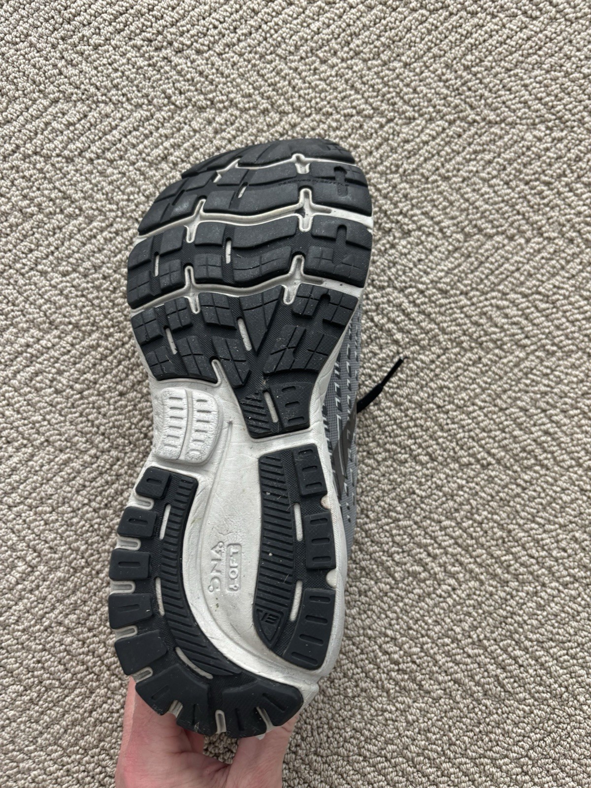 Size 9 - Brooks Ghost 13 Gray - image 4