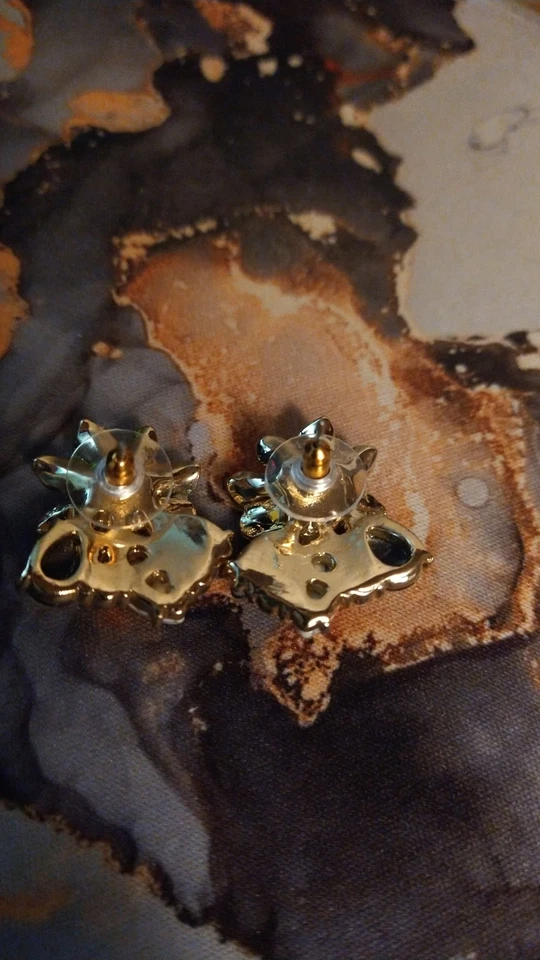 Pendientes florales de acrílico Kate Spade New York Foto 2 de 3