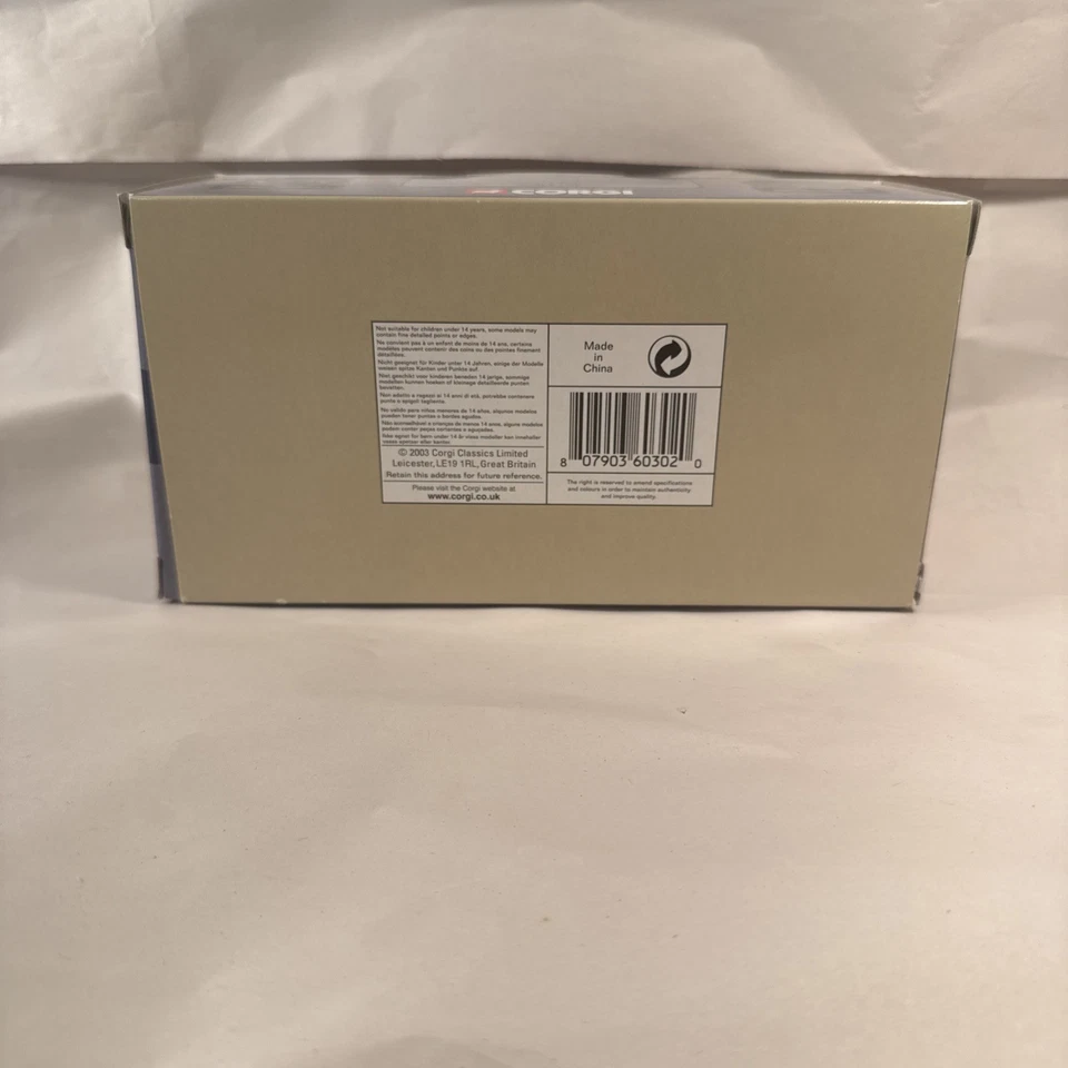 Corgi CC60302 1:50 Bedford QLR Administration & Command Carrier Die Cast - Image 3 of 4