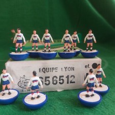 MINT Subbuteo Team HW 139 LYON basi BLU REF ORIGINALE DELACOSTE 100% PERFETTA!