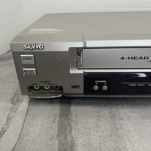 Sanyo VWM-710 VCR 4 Head Hi-Fi Stereo VHS Player Video Recorder NO REMOTE Tested - 第 3/9 張圖片