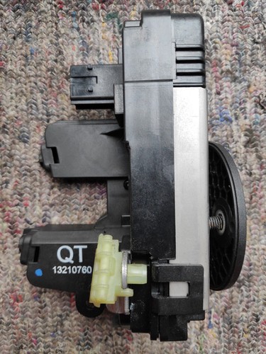 Opel Vectra C Schloss Türschloss Stellmotor ZV hinten links 13210760 QT