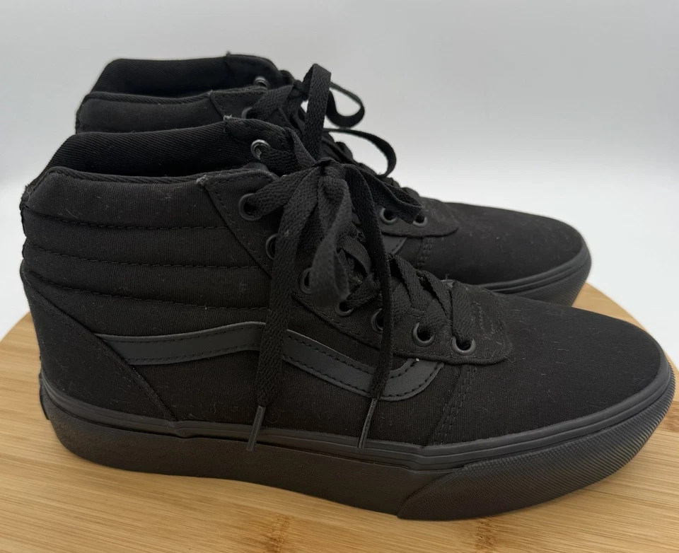 VANS Sk8 Hi Black On Black Women's Size 8.5 Triple Black Skate Shoe - Image 2 of 4