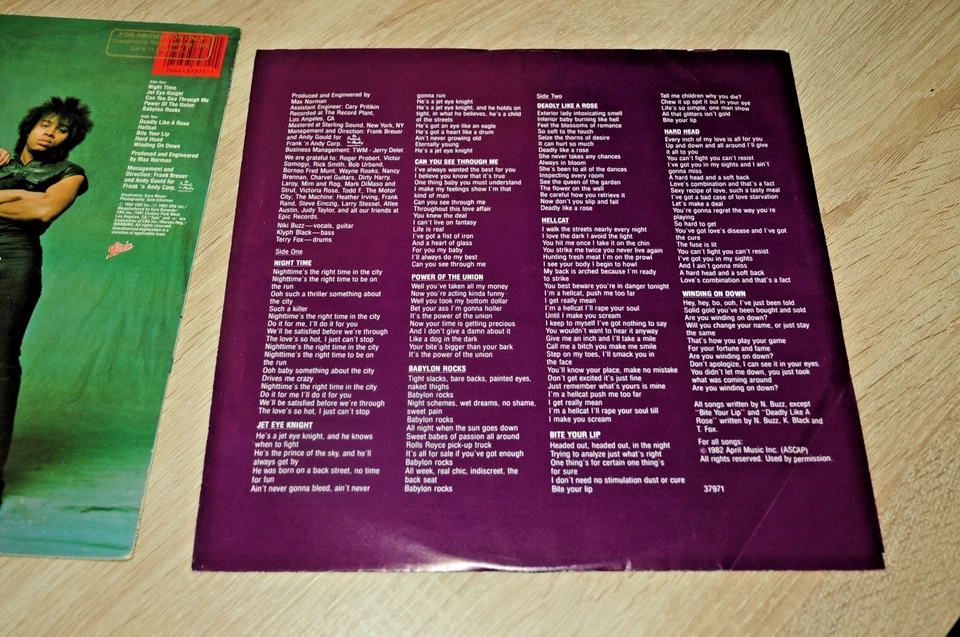 VENDETTA Same Heavy Metal LP 1982 April Music Inc. Top Zustand OIS - Bild 2 von 3