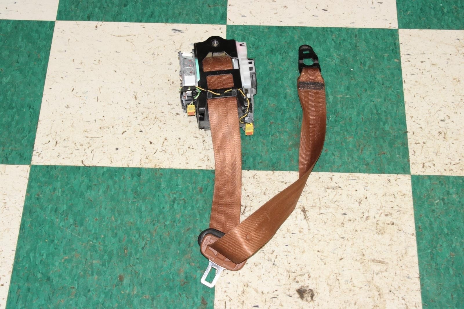 14-18 Flying Spur Brown Front Driver Side Left LH Seat Belt Restraint OE Factory