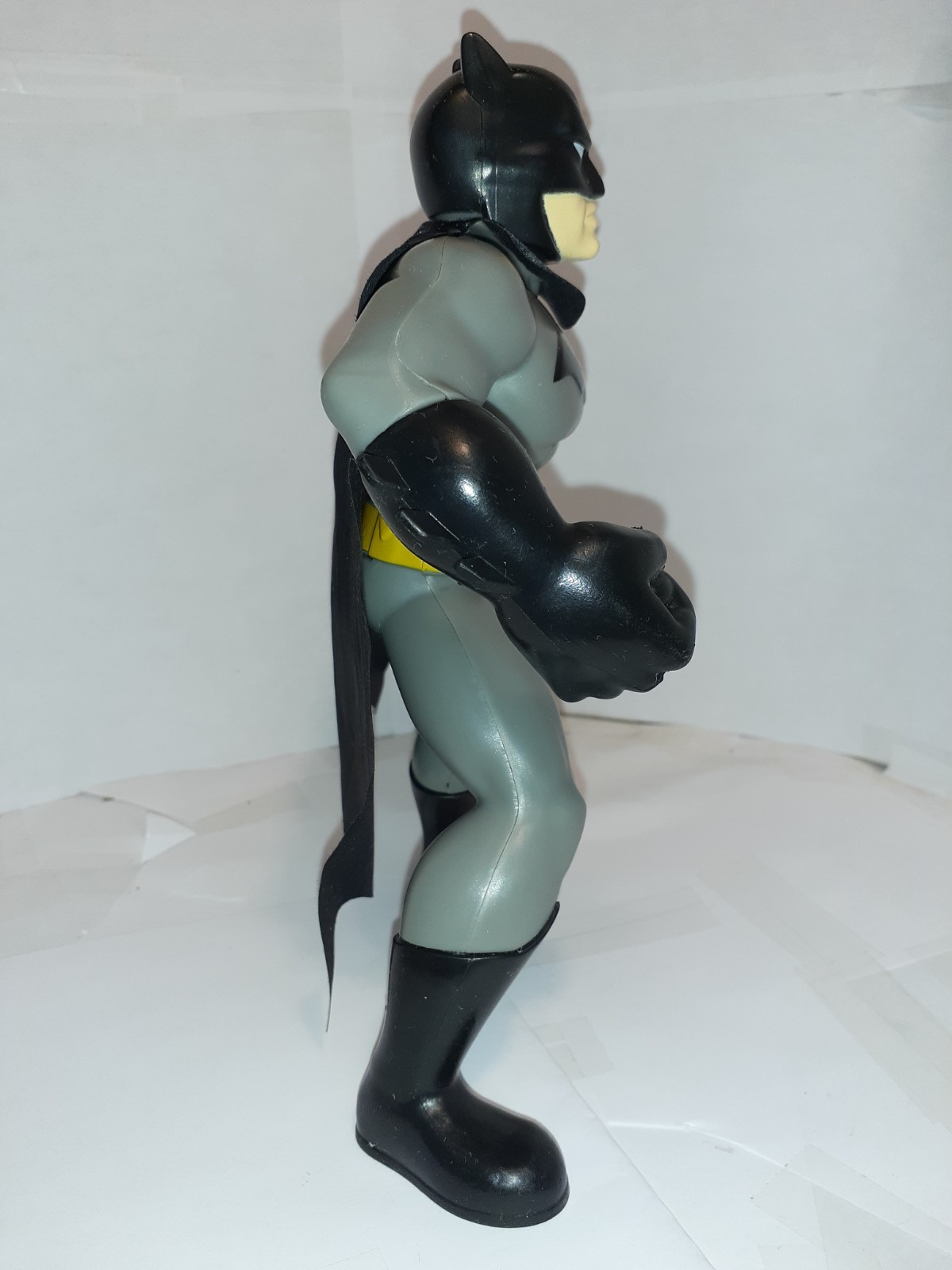 Swimways DC Batman Figure 8.5 Inches Nice Condition 