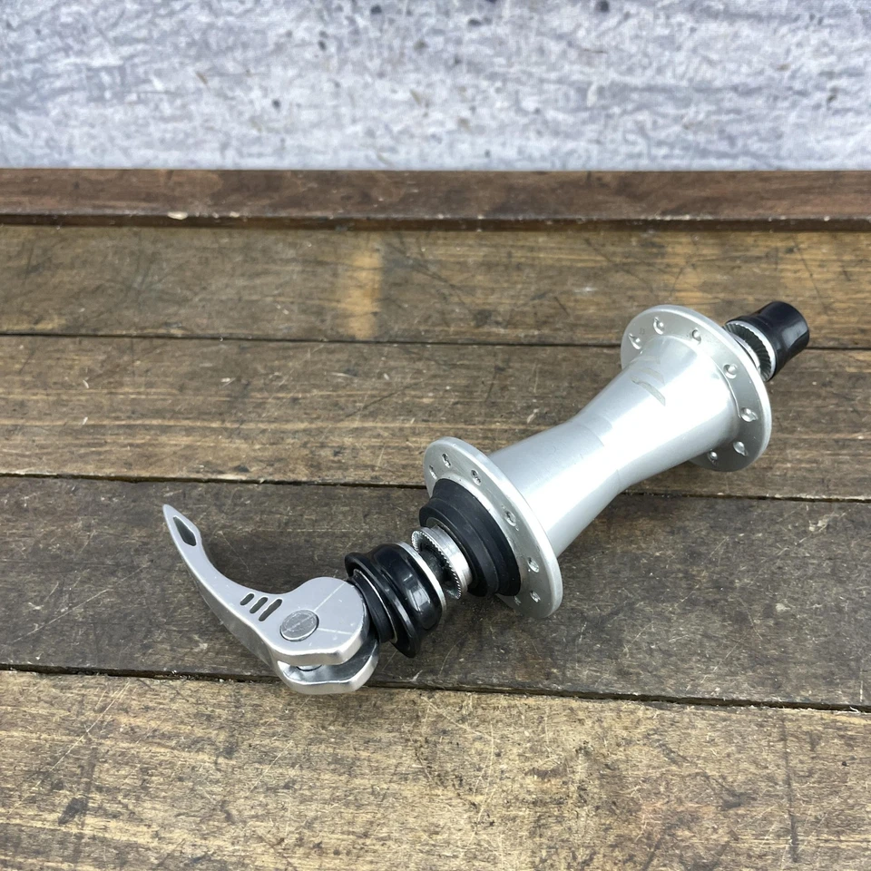 Buje delantero para bicicleta de carretera Bontrager 20H 20 liberación rápida QR CLIX pincho aleación plateada Foto 3 de 4