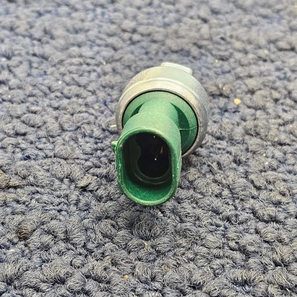 1000198478: Interruptor de presión para Kenworth C500 2008-2016, K100, W900 Foto 4 de 4