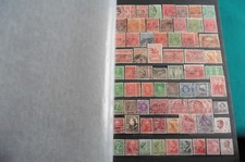 AUSTRALIE : 1140 Timbres Oblitérés en classeur chronologique 19 pages pleines