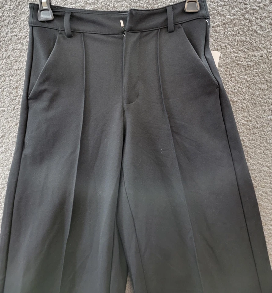 Calça ponte Bar III Petite perna alta perna larga costurada feminina PP preta com zíper gancho e barra - Imagem 3 de 4