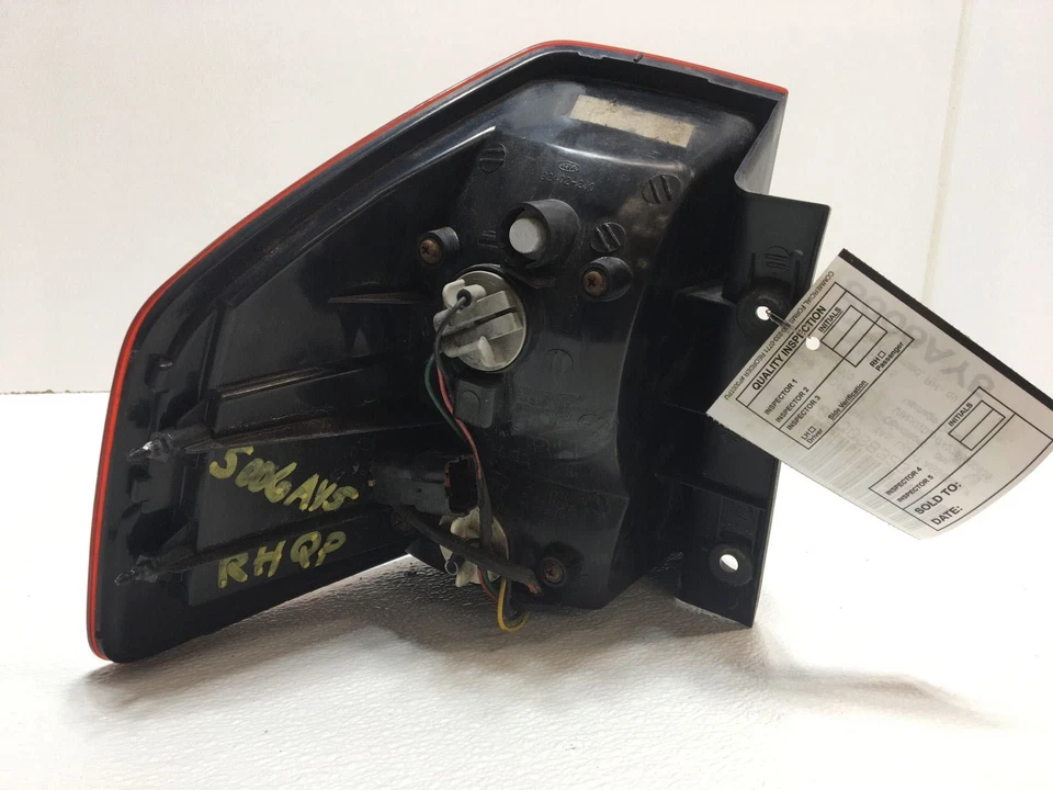 09 10 11 Conjunto de luz trasera derecha Kia KIA BORREGO Foto 2 de 2