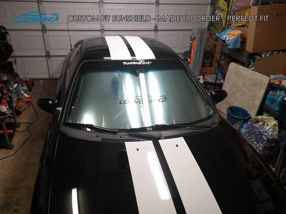 Protetor solar Coverking True Custom Fit para Dodge Ram - Feito sob encomenda - Guarda-sol - Imagem 2 de 4