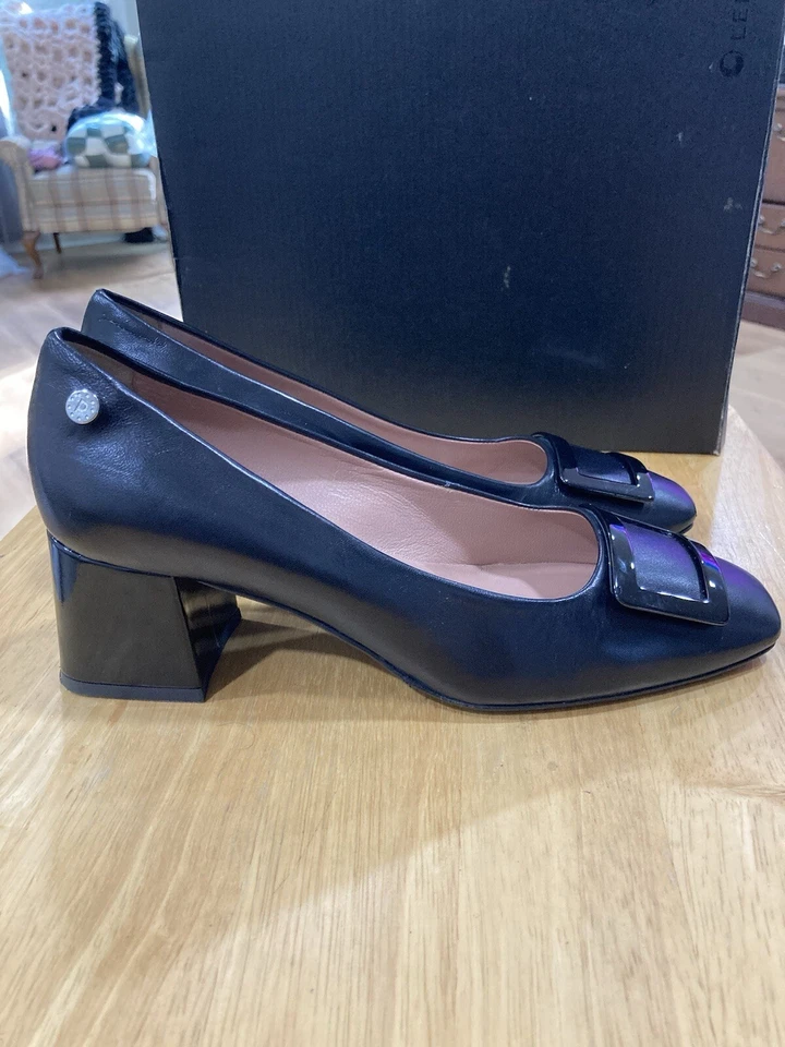 Zapatos de salón Pollini para mujer talla 37 (6,5) de cuero negro Foto 3 de 4