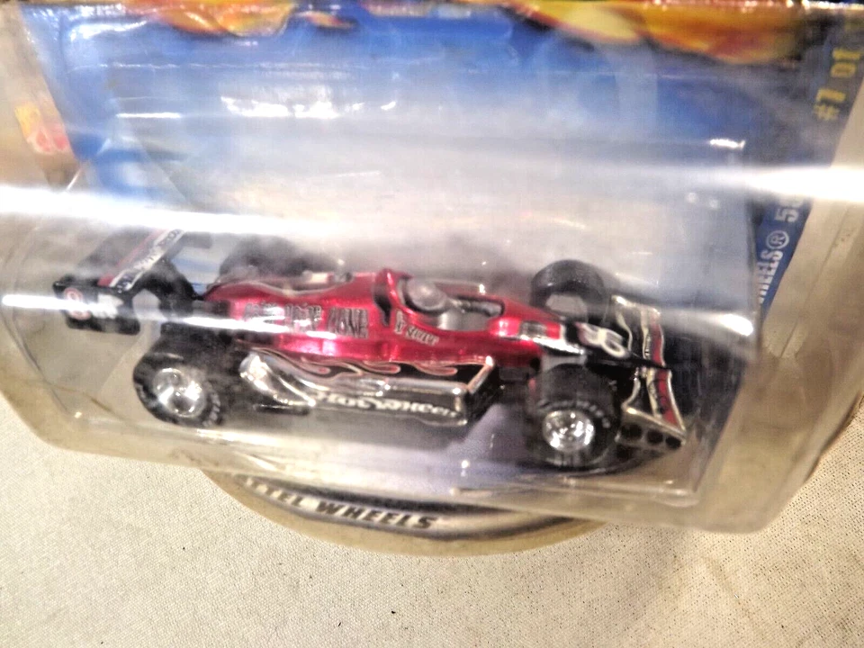 2001 Hot Wheels Final Run 7/12 HOT WHEELS 500 Dark Red w/Real Riders GDYR DD Sp - Image 4 of 4