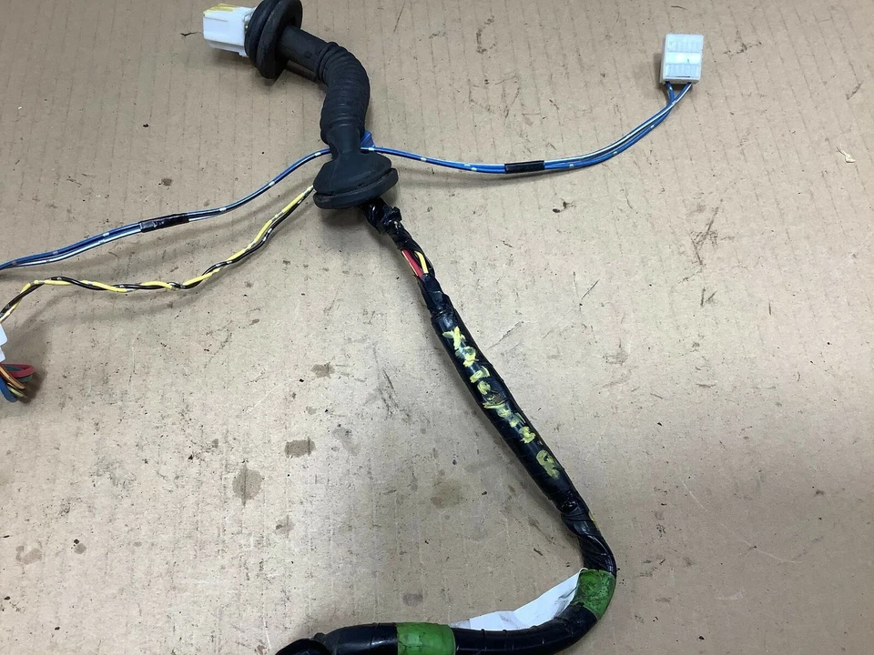 2006 SCION XA REAR LEFT DRIVER SIDE DOOR PANEL WIRE WIRING HARNESS CABLE OEM+ - Image 3 of 4