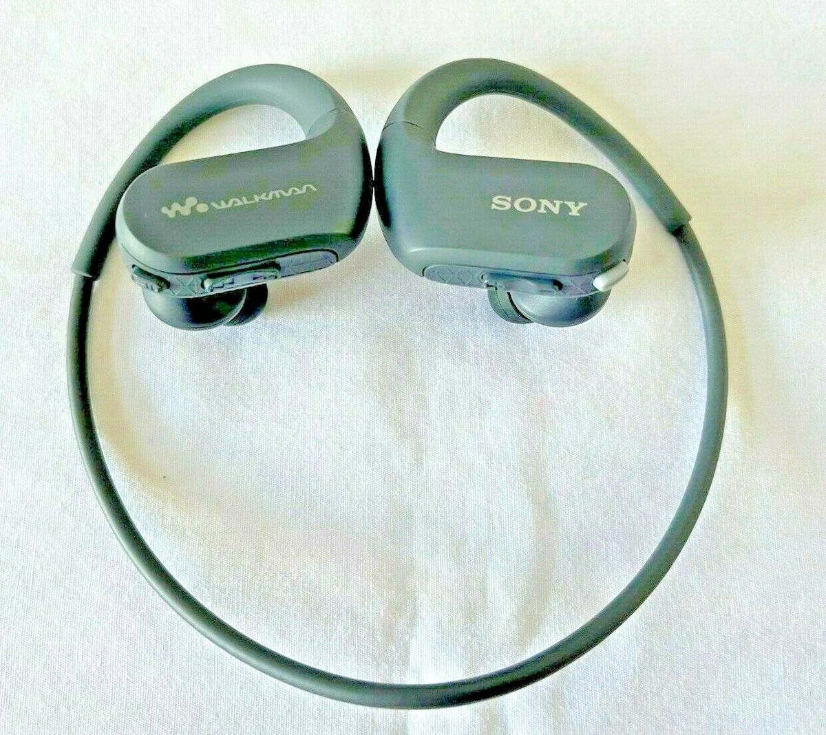 Sony NW-WS413 4GB Walkman Headphone Wearable Sports MP3 Player Black (READ)  1.1 | eBay