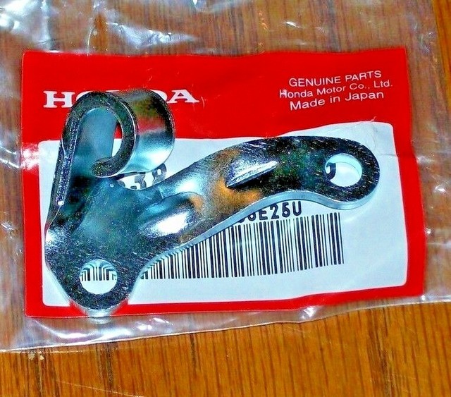 HONDA CRF150R 150R CRF150RB CLUTCH CABLE HOLDER, MOUNTING BRACKET