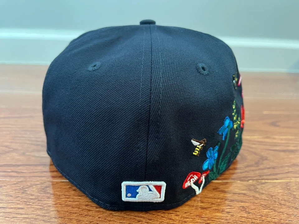 MLB New York Yankees New Era Blooming Spring Embroidery 59FIFTY Hat-Navy/Gray UV - Image 4 of 4