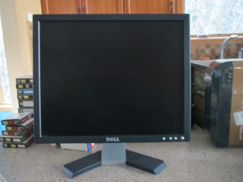 Dell E E176FPC 17\