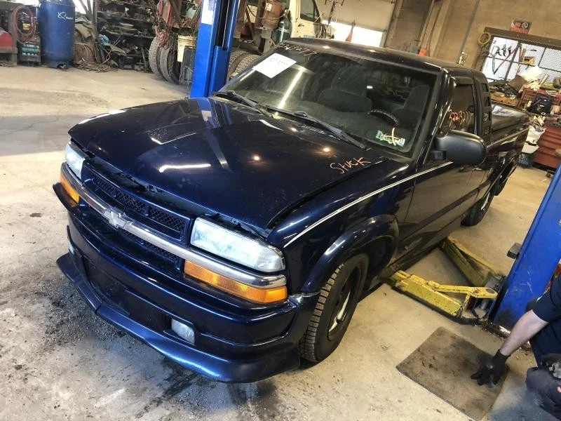 2000-2001 Chevrolet GMC S10 Sonoma ABS Anti-Lock Brake Pump Assembly 4x2 OEM - Image 3 of 4