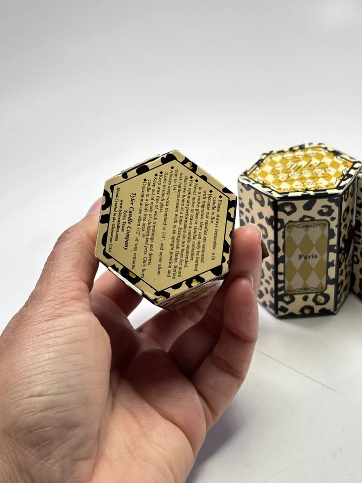 Tyler Candle Co 15 horas Burn 3 conjunto votivo aromas raros París impecable 24/7 glamour Foto 3 de 3