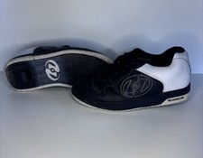 Heelys Model  7207 Shoes Mens Size 8 Black White Skater Wheels