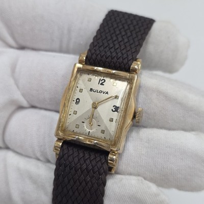 Bulova 1953 Vintage Manual Wind Mens Tank Watch 10BM 17 Jewel Bow-tie Dial