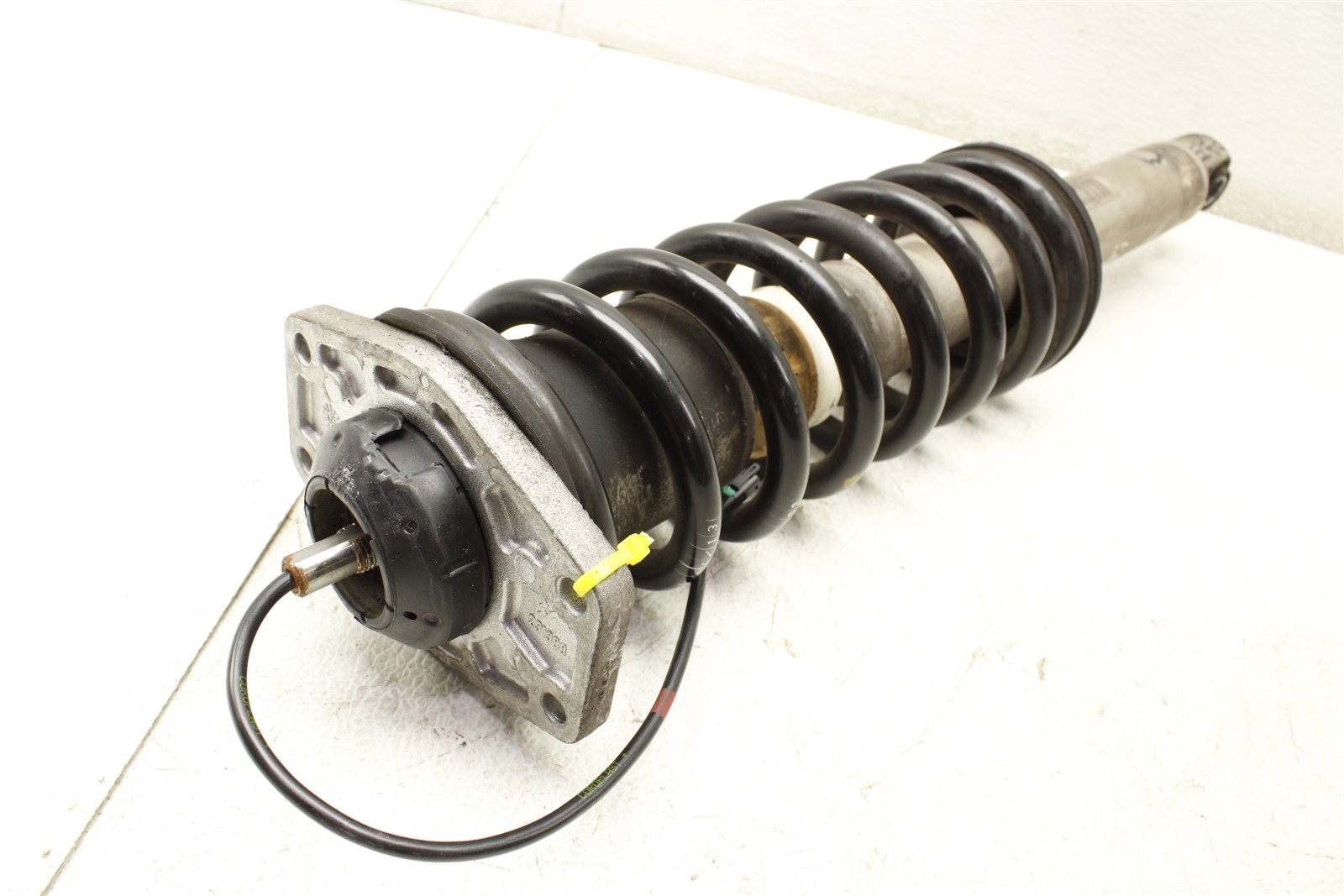 2013 Maserati GranTurismo S Front Left Strut Shock Absorber 08-13