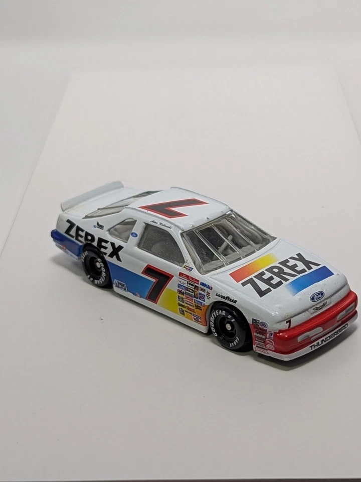 Coche diecast Winners Circle Nascar 2000 Alan Kulwicki #7 Foto 4 de 4