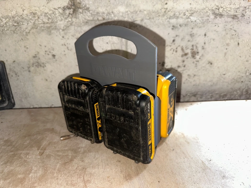 DeWalt 18v XR Battery Carrier Caddy Holder For 4 Batteries with Handle - Image 2 of 4