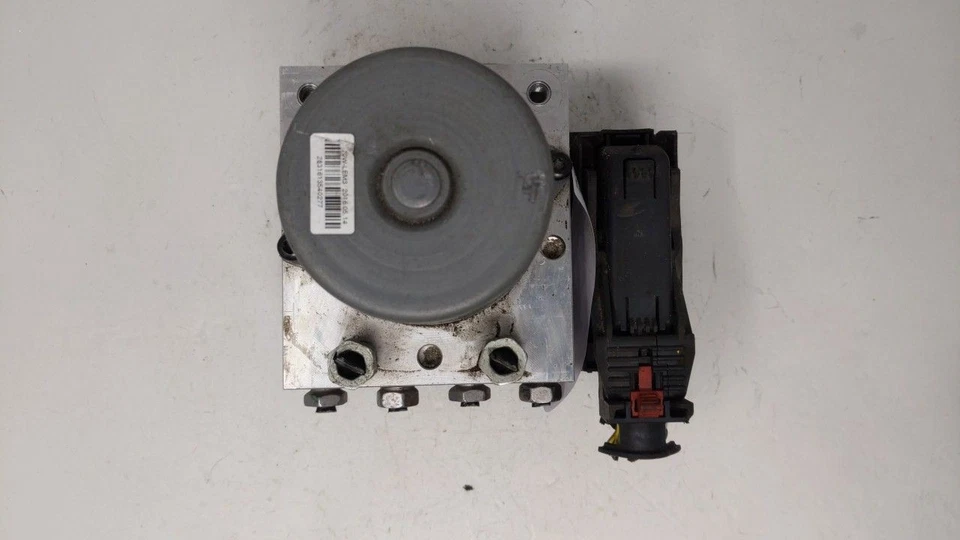 2016-2016 Buick Encore Abs Pump Control Module FI9UC - Image 3 of 4