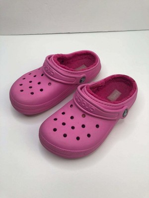 fur crocs pink