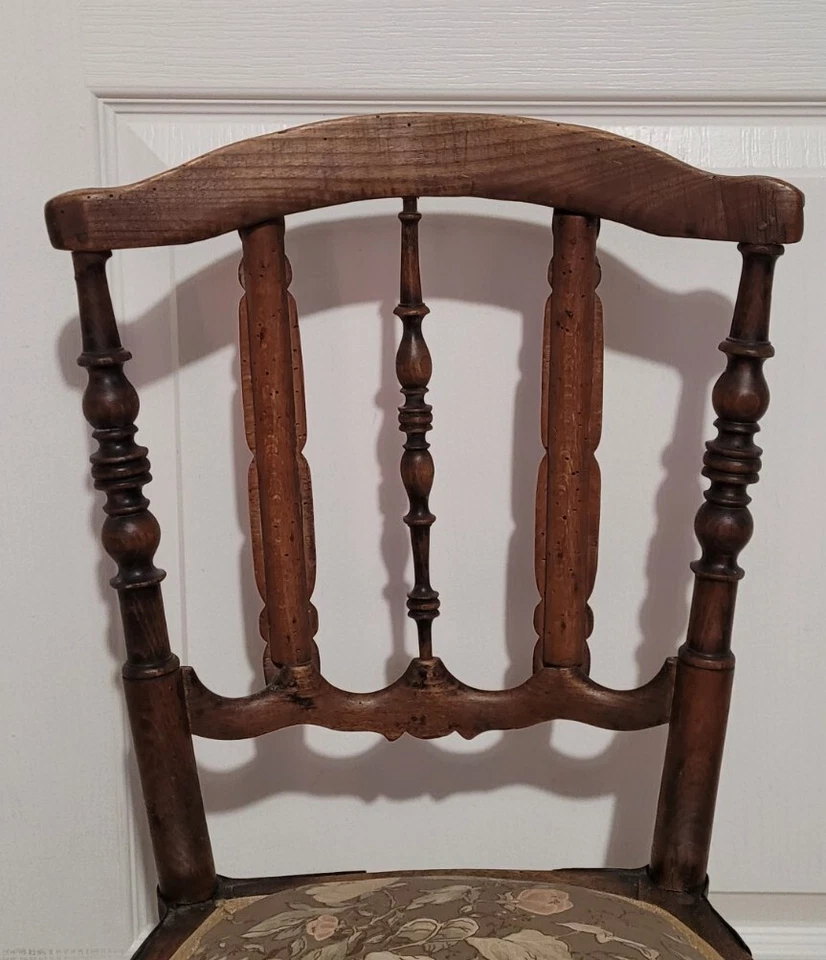 Ancienne Petite Chaise Enfant en Bois Tapisserie H.64cm Ancien Vintage - Photo 4/4