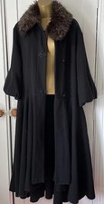 Ladies Virgin Wool Long Coat Size 12 Vintage With Fur Head