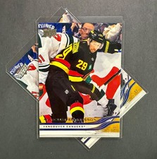 2025-26 Upper Deck Series 2 MARCUS PETTERSSON #428 - 2 Card Lot!!