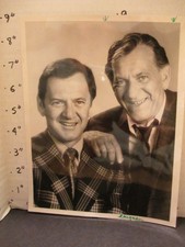 ABC TV studio show promo photo 1974 ODD COUPLE Jack Klugman Tony Randall pose
